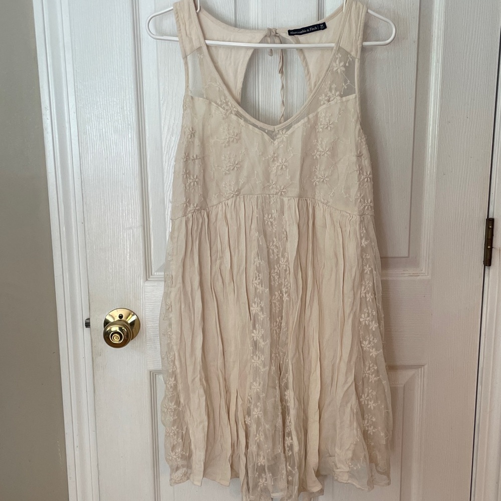 Abercrombie & Fitch boho chic Floral Embroidered Babydoll Dress - medium